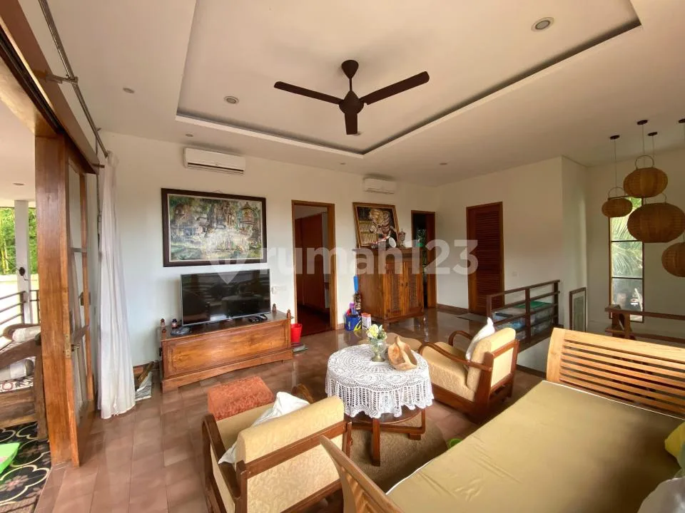 Luxury Villa Pecatu Uluwatu | SHM | LT 675 M² | Parkir 5 Mobil - Image 3 of 4
