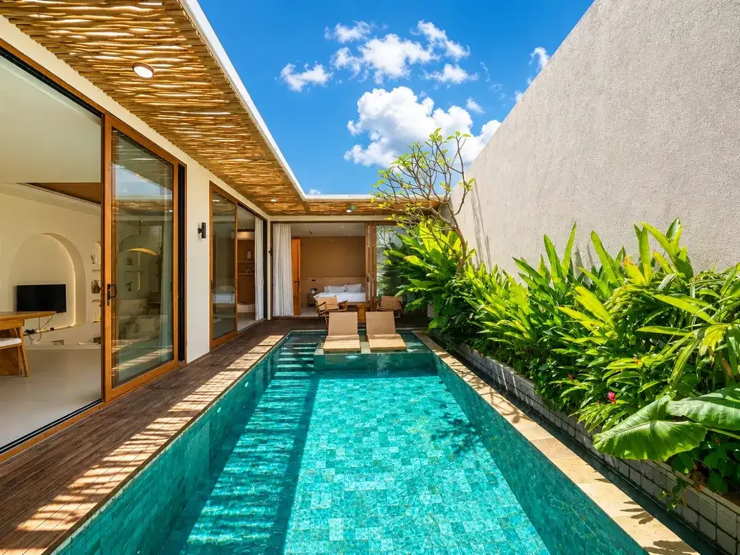 Vila dengan sistem smart home di Bukit — siap huni dekat Pantai Melasti! - Image 2 of 10