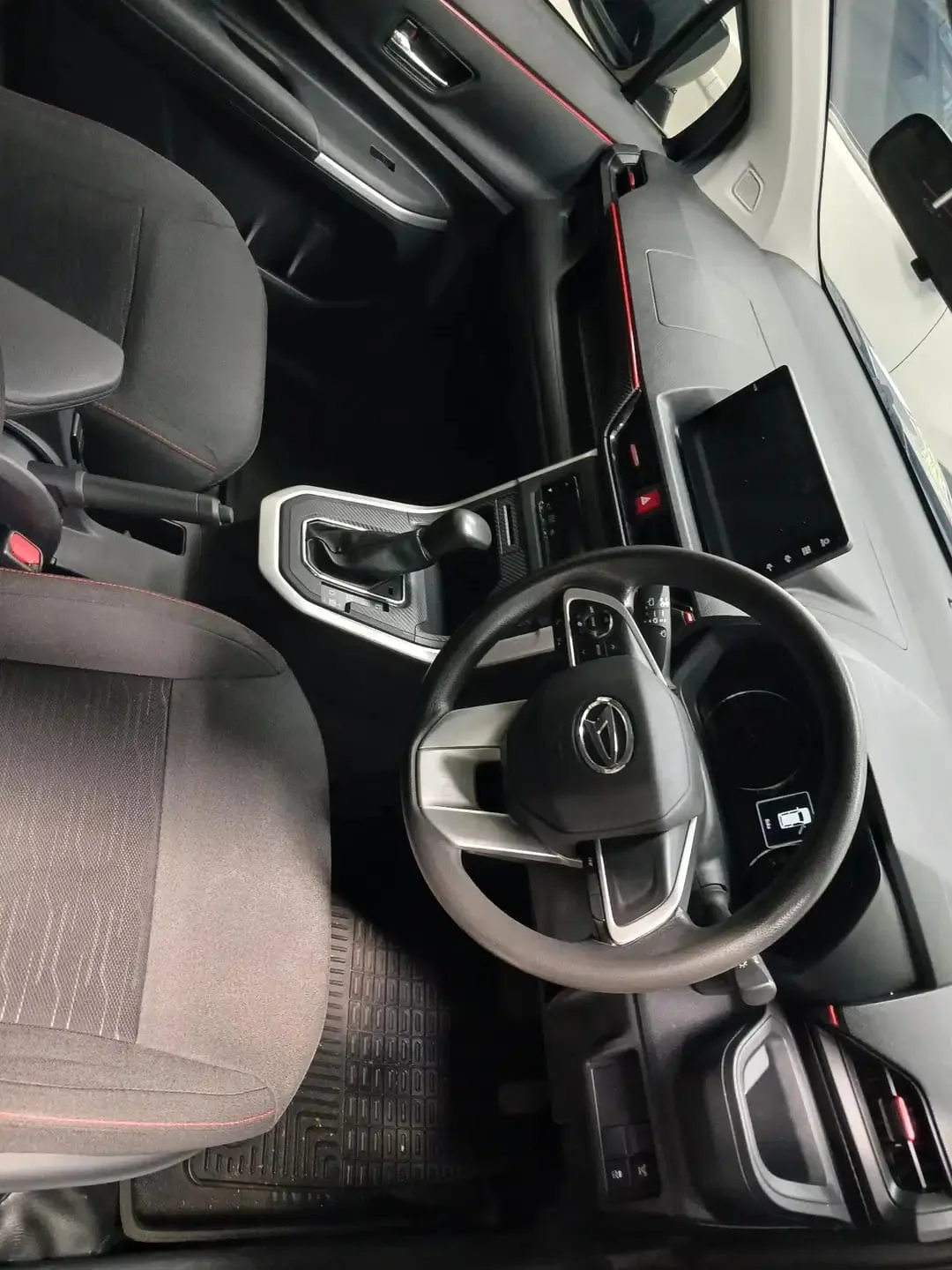 Daihatsu Xenia 2023 Bensin - Image 4 of 7