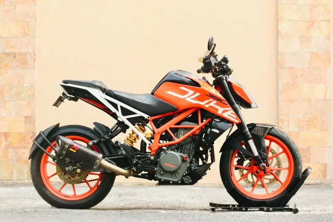 KTM Duke 390 ABS like new Z650 ninja 650 Himalaya er6n er6f 650 - Image 1 of 4