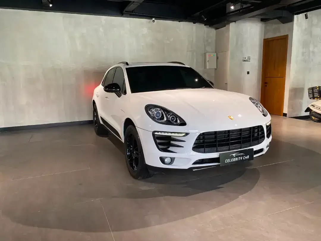 Porsche Macan 2.0L PDK AT 2014 - Image 2 of 10