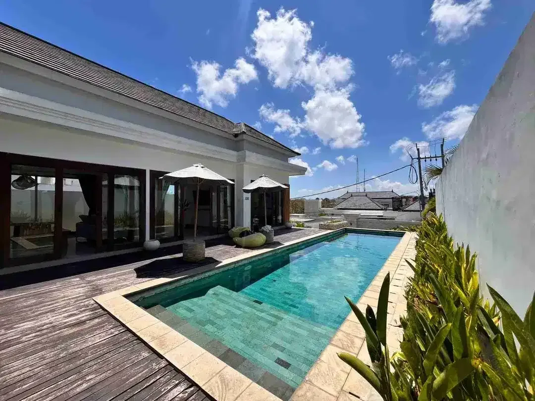 Villa Mewah Kutuh Nusa Dua Jalan Gayangsari - Image 3 of 10