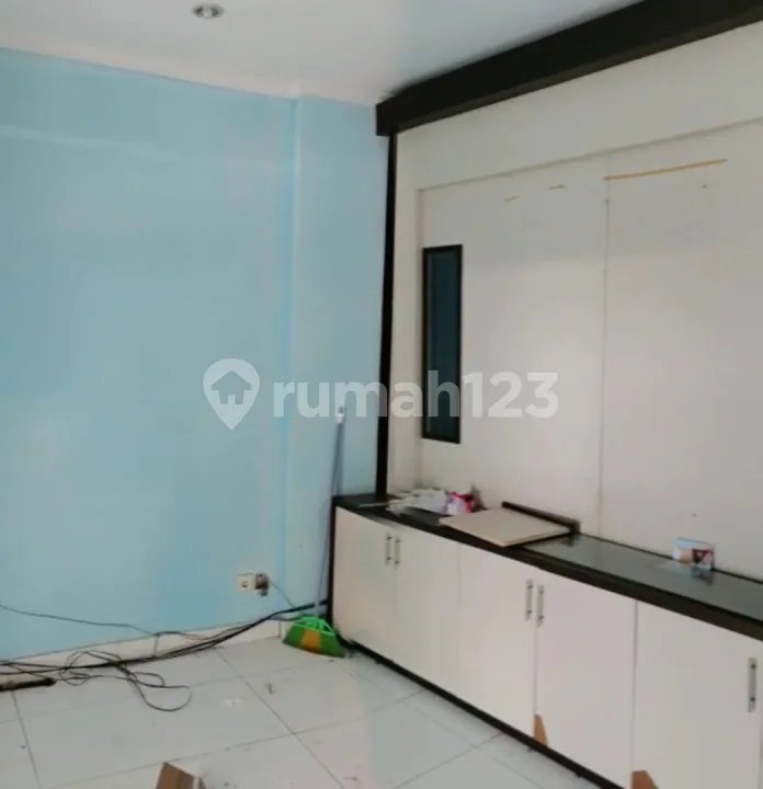 Shophouse For Sale In Busy And Strategic Area At Sudirman, Denpasar Close To Renon & Teuku Umar - Image 2 of 4