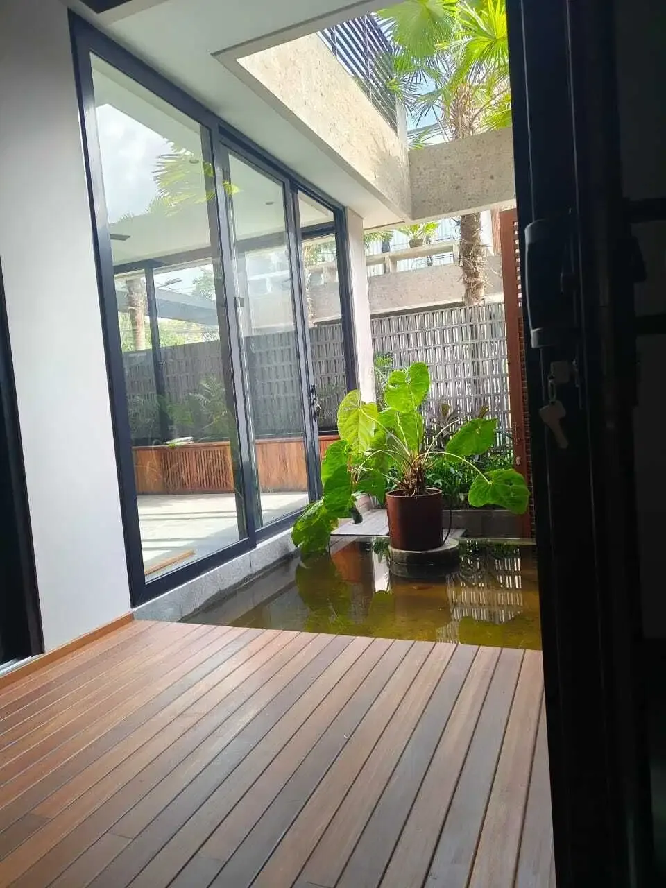 FOR RENT HUNIAN SEMI VILLA 2BR BARU SUPER STARTEGIS DEKAT SANUR - Image 3 of 10