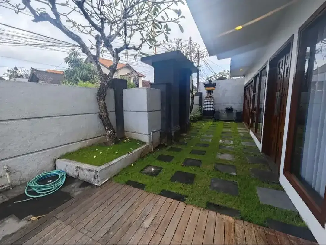 DIJUAL RUMAH SEMI VILLA DI GATSU BARAT DENPASAR BARAT - Image 5 of 7