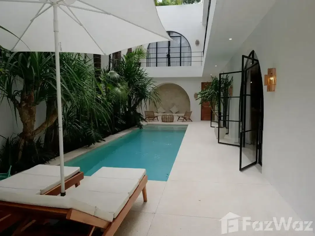 6 Bedroom Villa for sale in Kerobokan, Bali - Image 3 of 10
