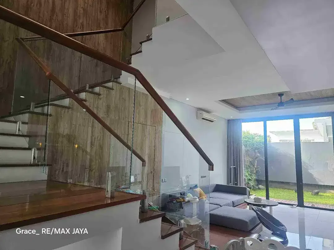 Rumah Modern Ekslusif di Mahendradata Denpasar Barat - Image 7 of 10