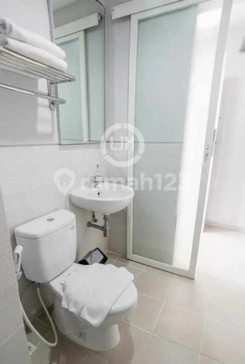 For Lease Comfortable Apartment In Denpasar Close To Kuta Area - Image 3 of 4