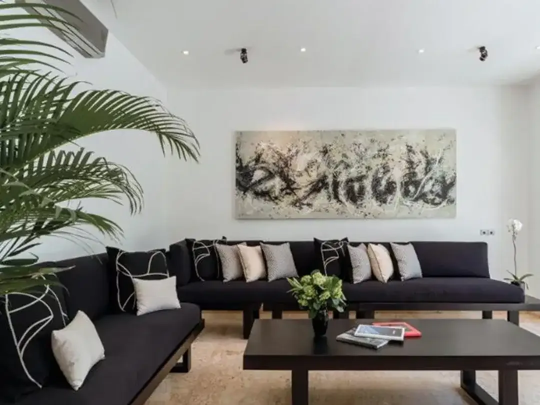EXLUSIVE VILLA FOR SALE IN KEROBOKAN BADUNG - Image 9 of 10