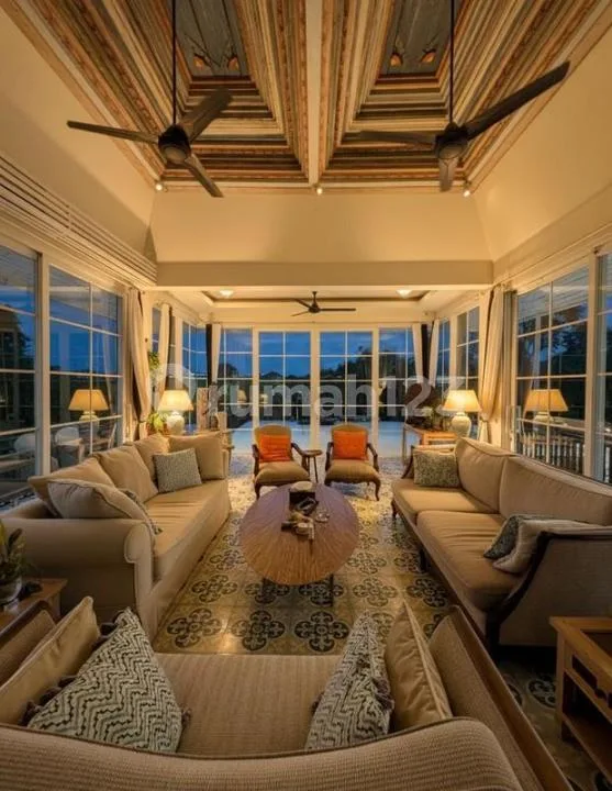 Luxurious Villa Freehold In Heart Canggu Bali - Image 2 of 4