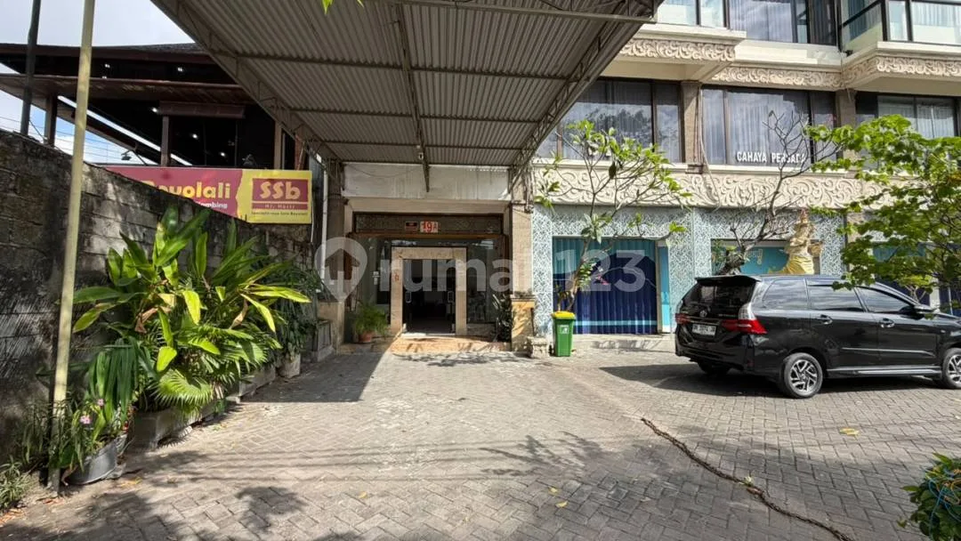 Ruko 3,5 Lantai SHM di Area Premium Renon, Cocok Kantor & Usaha - Image 2 of 4