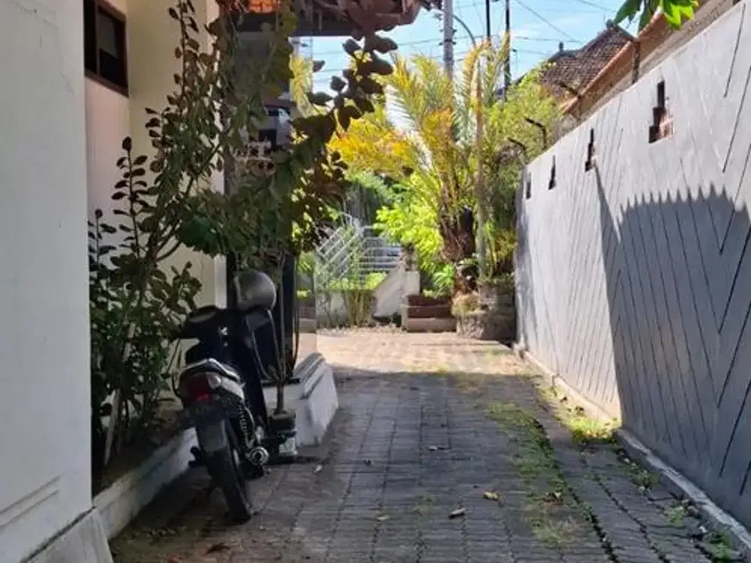 Tanah bonus rumah 1 lantai Dijual, di Mertasari, Denpasar Selatan - Image 8 of 9