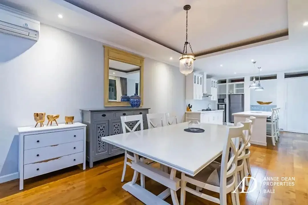 FREEHOLD | BEACHSIDE COLONIAL VILLAS IN PRIME BERAWA - Image 10 of 10