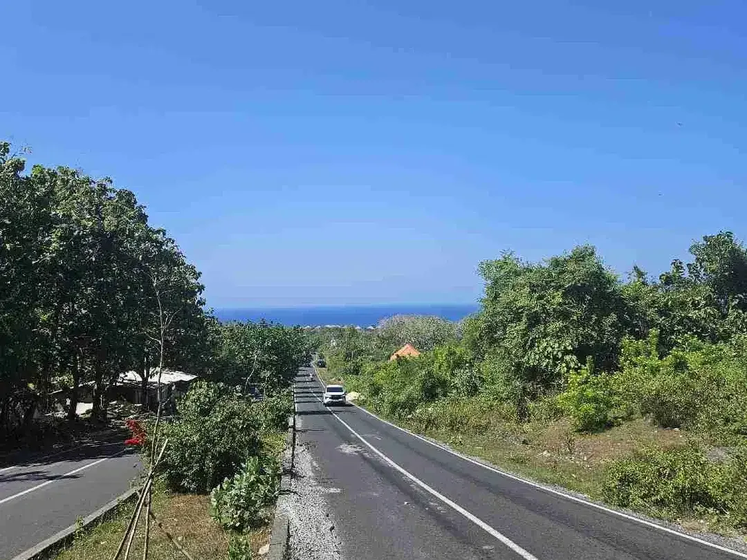 TANAH PREMIUM KOMERSIL JALAN UTAMA, UNBLOCK VIEW NUSADUA
SAWANGAN, NUSADUA BALI - Image 2 of 10