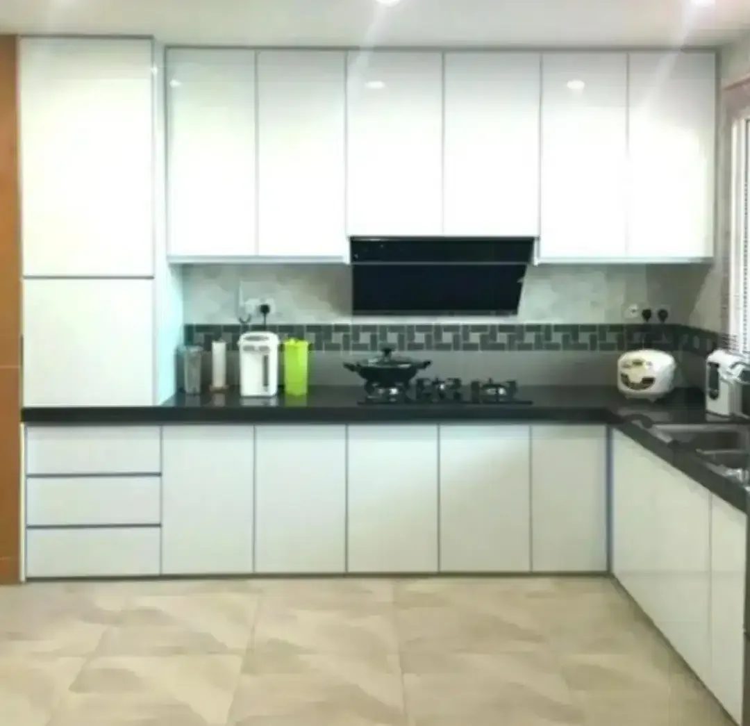 Kitchen Set, Bed Set ,Dipan ,Rak ,Back drop ,Lemari Partisi ,Meja Hpl - Image 6 of 10