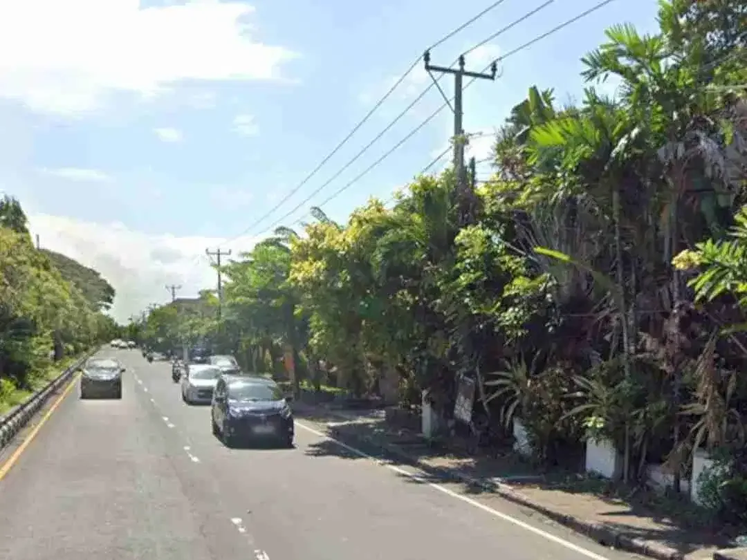 Tanah Gratis Gedung di Jalan By Pass Ngurah Rai Sanur Bali - Image 2 of 2