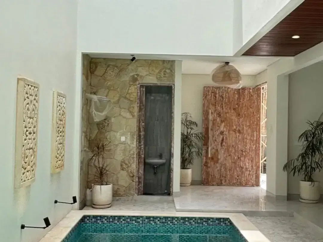 Villa Mewah 3 BR dengan Rooftop dan Ocean View - Image 2 of 9