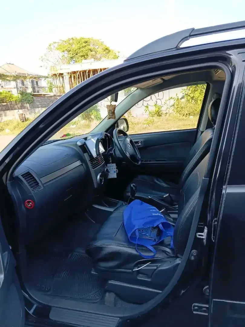 Toyota Rush S Trd Manual 2015 Hitam - Image 7 of 10