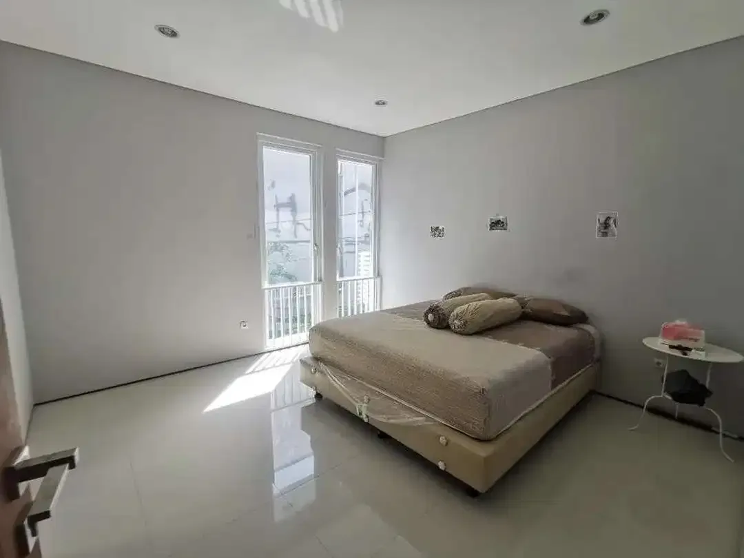 Dijual Rumah di kawasan elite di jalan iman bonjol Denpasar - Image 7 of 10