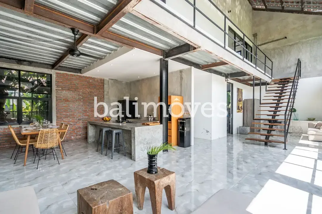 Vila Tiga Kamar Tidur Bergaya Industrial Modern di Kemenuh Gianyar - Image 5 of 10