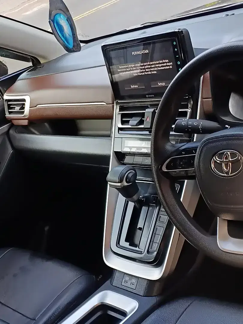 INNOVA ZENIX BENSIN ASLI BALI SEPERTI BARU ISTIMEWA - Image 8 of 10