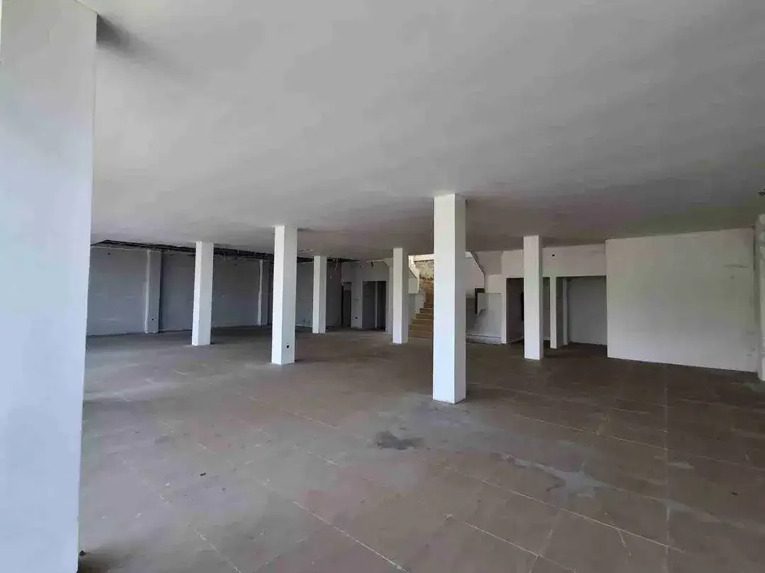 1 UNIT RUKO 3 LANTAI TERLETAK DI JL. TUKAD BALIAN, SIDAKARYA - DENPASAR SELATAN

SPESIFIKASI :
 
LT 360m²

LB 195m²

3 Lantai

Jalan 6 Meter

3 SHM - Image 8 of 10
