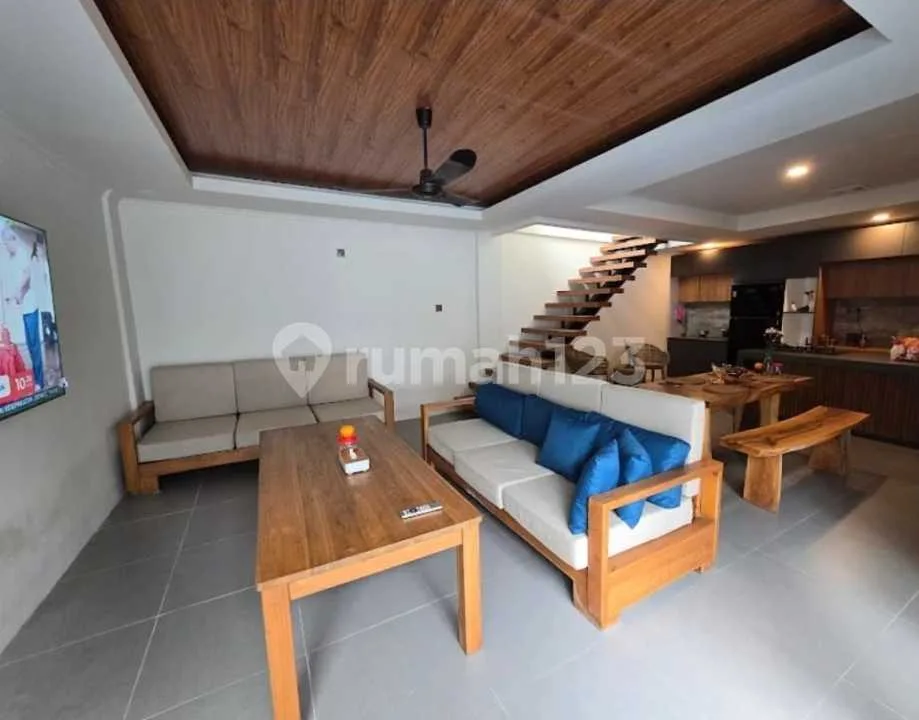 Disewakan New Luxury Villa Senja - Tanah Lot, Bali (026) - Image 3 of 4