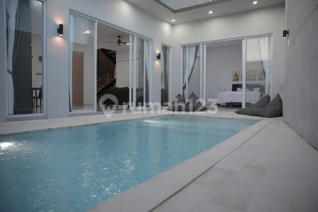 Villa Siap Huni With Pool Furnished Dekat ke Berawa Canggu - Image 2 of 4