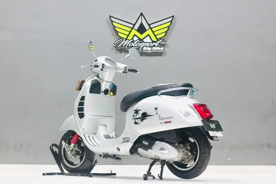 Vespa GTS Super 150I ABS, Primavera, Xmax, Forza - Image 2 of 4