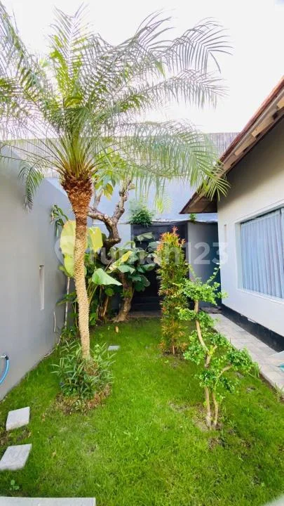 Villa 2 Kamar Full Furnished Pool Strategis Seminyak - Image 4 of 4