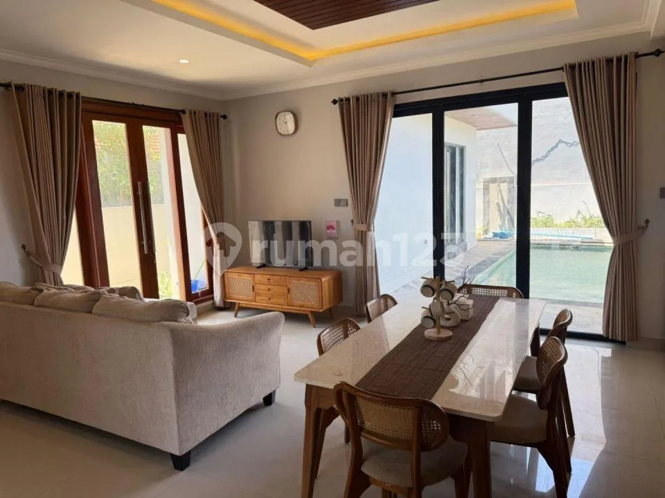 Modern & Spacious 4 Bedroom Villa Closed To Mertasari Beach - Image 3 of 4