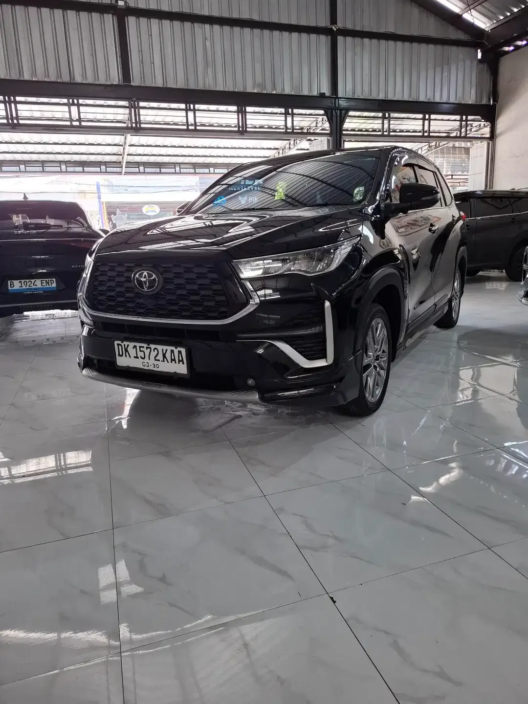 Innova zenix Q modelista tss - Image 1 of 8