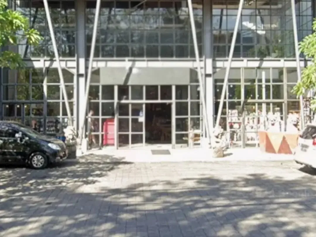 Gedung 3 lantai Lokasi Premium Kartika Plaza Kuta Bali - Image 1 of 10