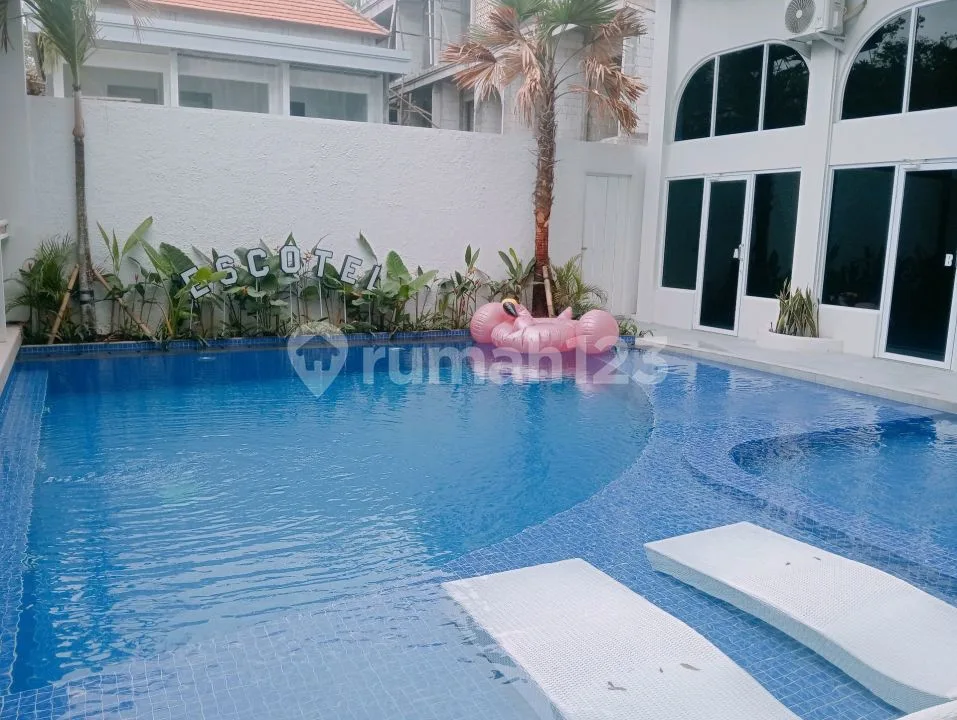 Dijual Guest House Escotel Total Lebih 20 Unit Masih Aktif Beroperasi Di Jimbaran Nusa Dua - Image 1 of 4