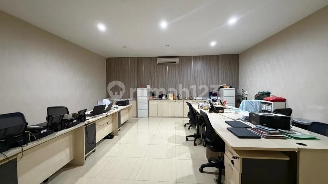 2 Unit Ruko Gandeng di Lokasi Premium Dekat Trans Studio Mall - Image 3 of 4
