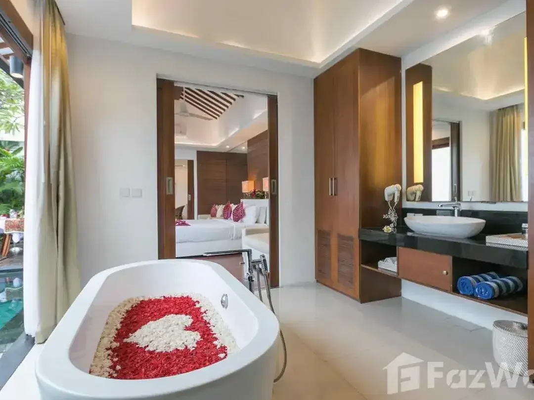 6 Bedroom Villa for sale in Kuta, Bali - Image 7 of 10