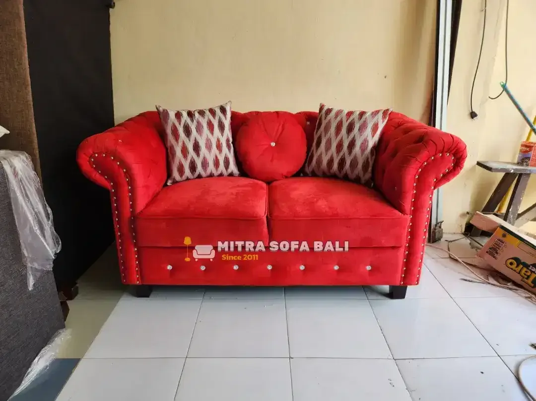 Sofa Single Depan Tv ,2 ddkn warna merah bonus bantal 2 peta? 1 bulat - Image 1 of 1