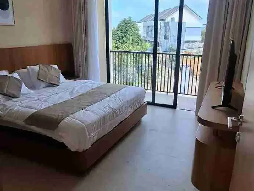 Miliki Villa Modern Premium! Pilihan Freehold atau Leasehold 50 Tahun - Image 8 of 10