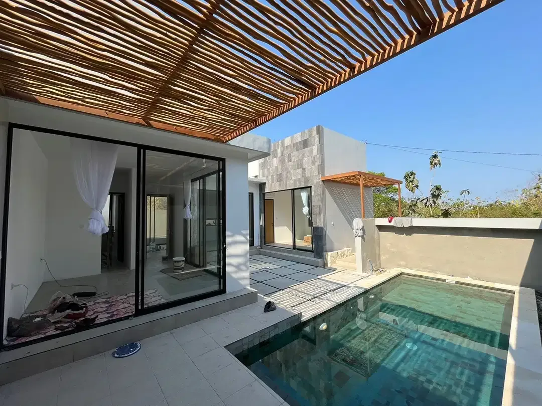 BARU - VILLA 2 KAMAR MODERN MINIMALIS UNGASAN DEKAT JIMBARAN BALI - Image 2 of 10