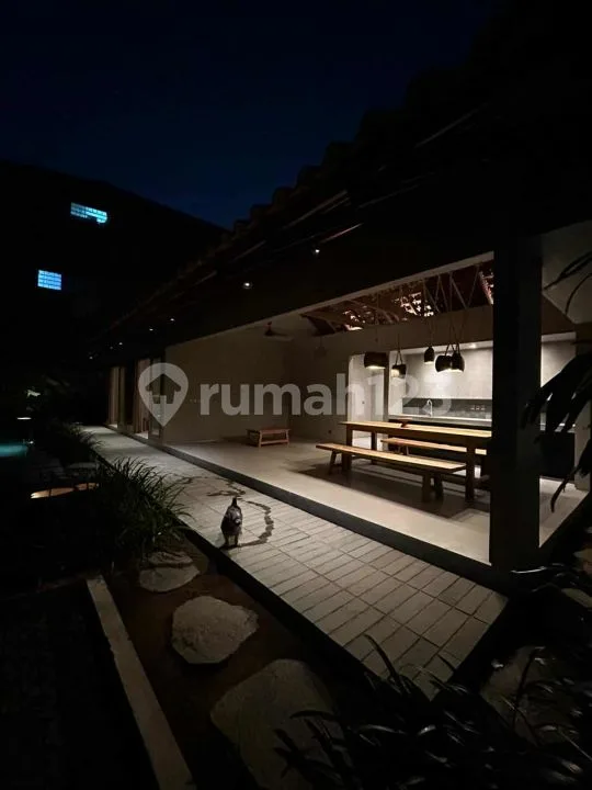 Villa di Sanur Full Furnish Strategic Location - Image 2 of 4