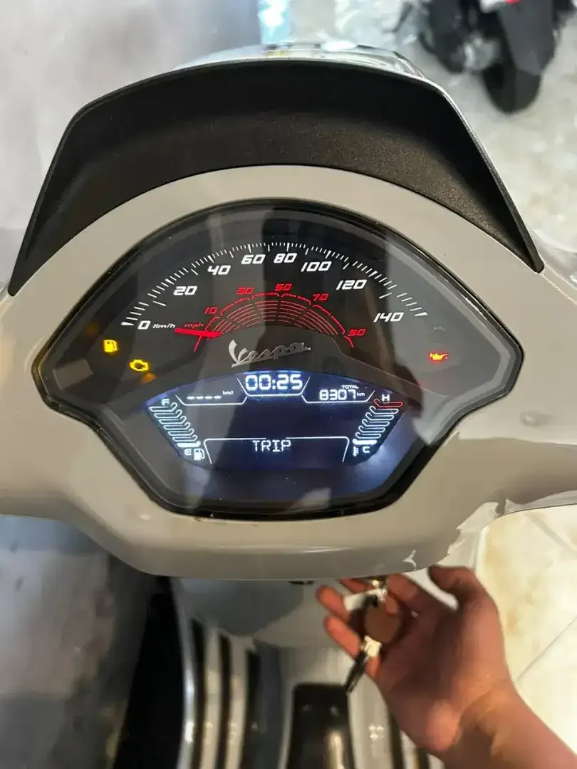 DP 4,3 JT/ BUNGA MENURUN 2% / PIAGGIO VESPA SPRINT TAHUN 2024 - Image 7 of 7