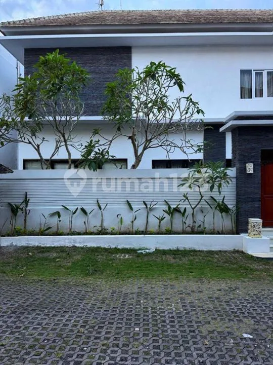Villa For Sale (Freehold) In Bukit 4 Bedrooms V618 - Image 3 of 4