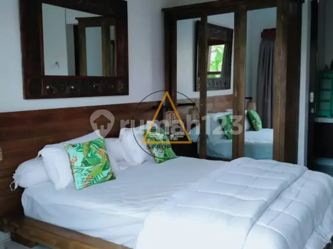 BEAUTIFUL TROPICAL VILLA LOCATED AT JIMBARAN - Image 3 of 5