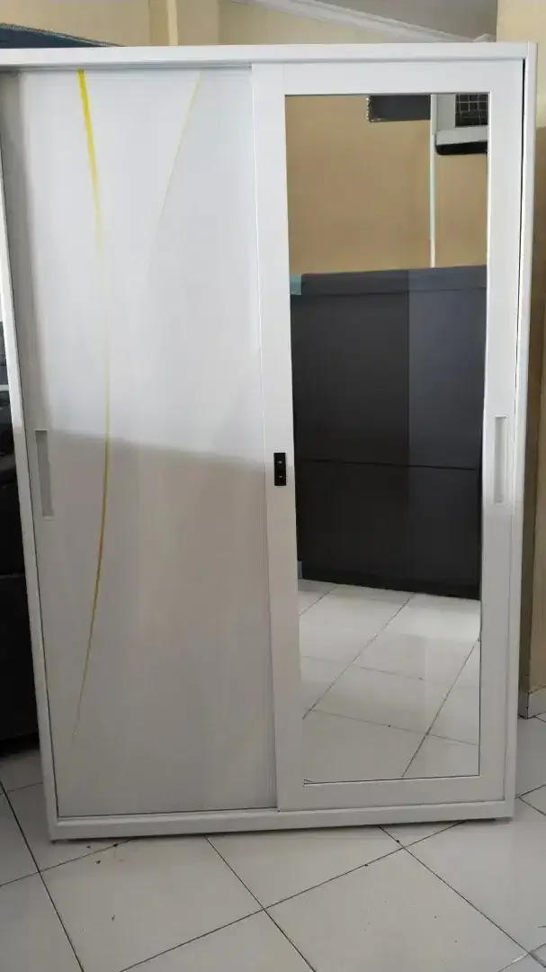 Lemari plat besi 120x50 tinggi 185cm - Image 1 of 2