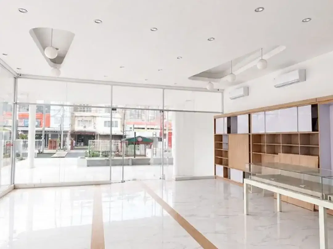 RUANG USAHA SIAP PAKAI DI TEUKU UMAR BARAT DENPASAR - Image 9 of 10