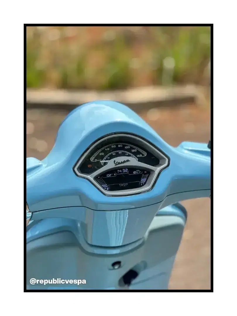 VESPA PRIMAVERA S NEW MODEL 150 IGET ABS LED TH 2025 PERCECT CONDITION - Image 7 of 7