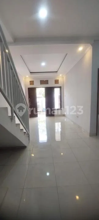 Rumah Baru 2 Lantai 3 Kamar | Denpasar Selatan - Image 3 of 4
