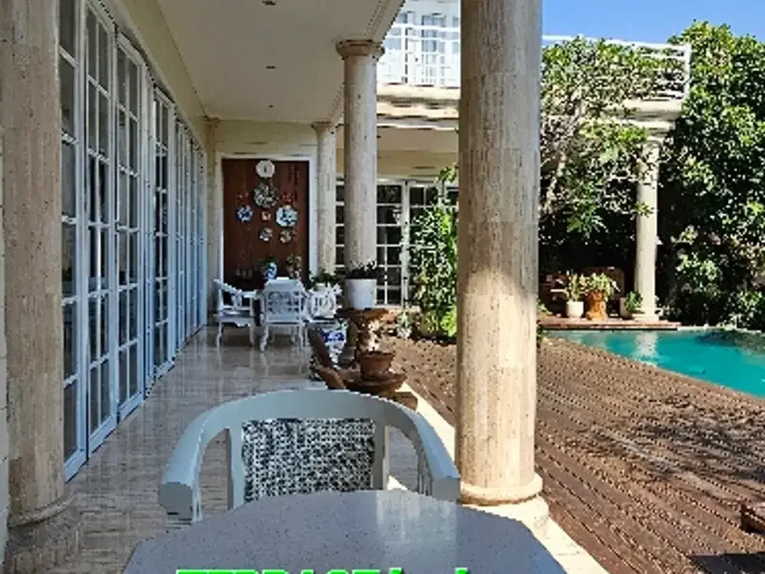 FOR SALE LUXURY VILLA in SEMINYAK area near CANGGU BALI - Image 5 of 10