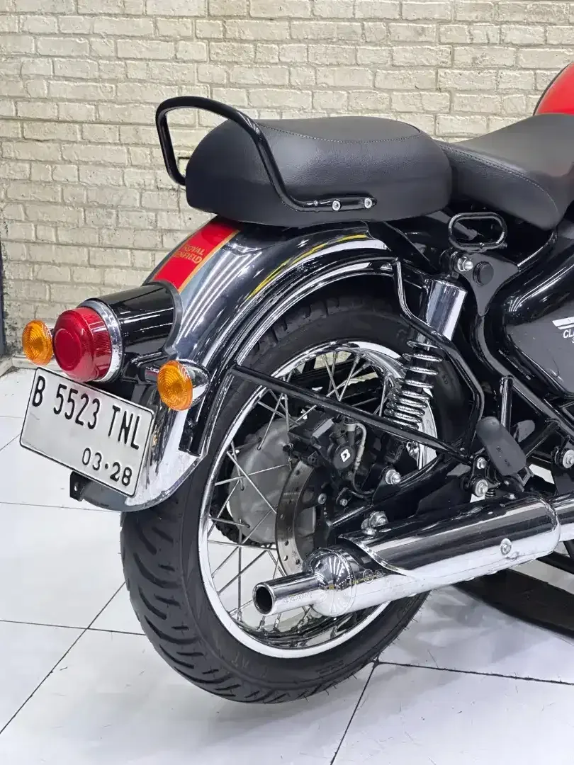 ODO 1RB PERAK‼️ Royal Enfield Clasic 350 PMK 2023 Mustika Motor malang - Image 10 of 10