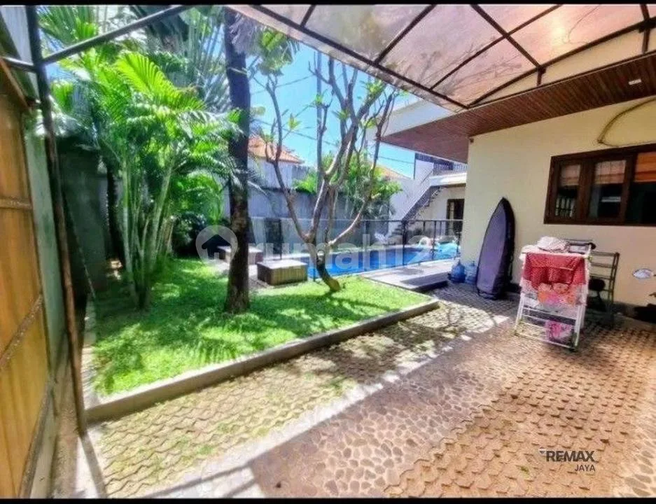 Villa Mewah Strategis 4 Kamar Tidur Disewakan di Denpasar Barat - Image 4 of 4
